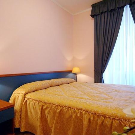 Buone Vacanze Rome Bilik gambar